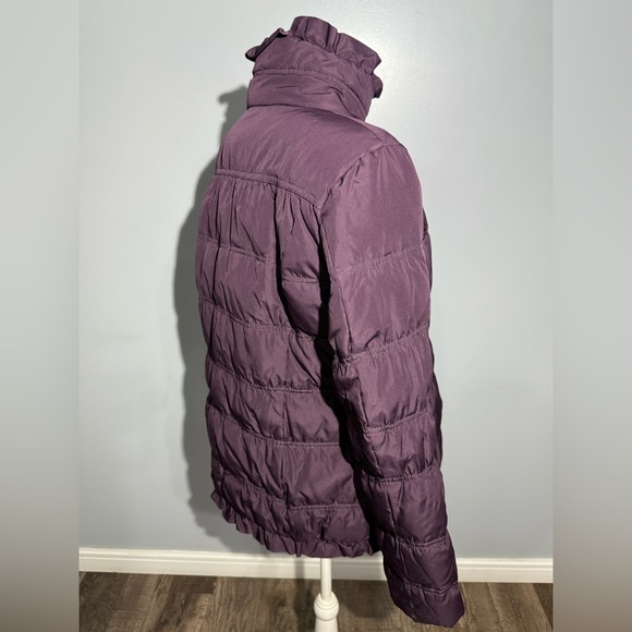 Elegant Women's Plum Puffer Jacket - Picture 5 of 13